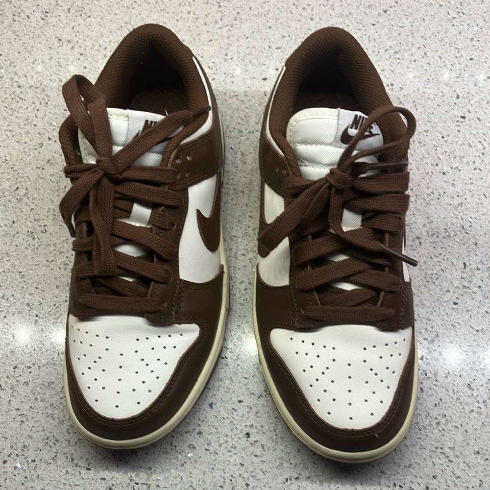 Nike  Dunk Low trainers in off white brown